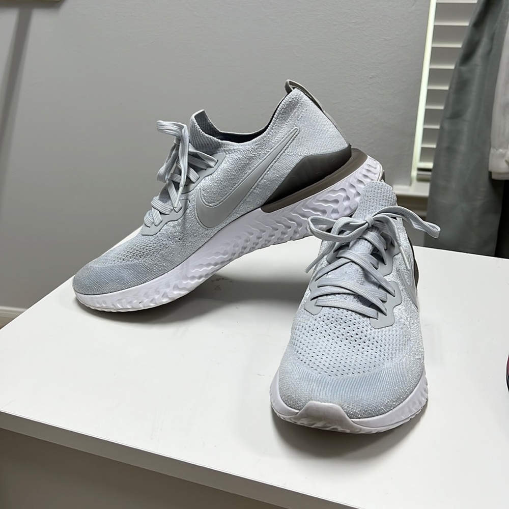 Nike size 9.5